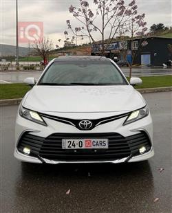 تۆیۆتا کامری